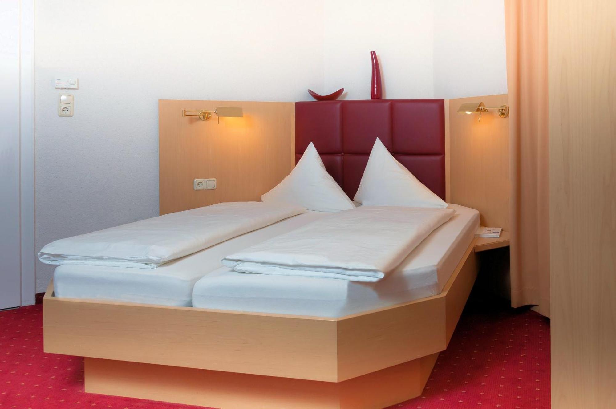 4-Laender-Hotel Deutschmann Брегенц Номер фото